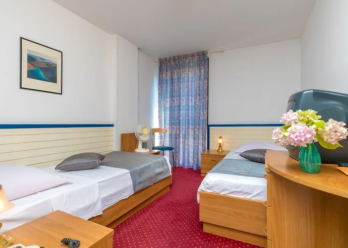 Jadran 3* シベニク