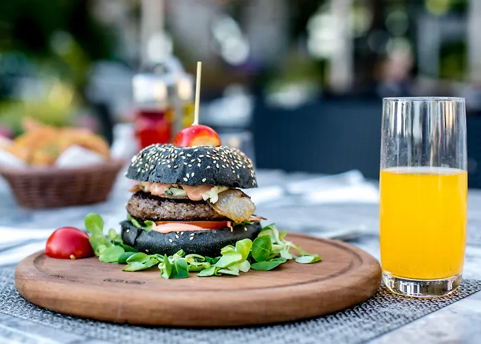 ホテル Jadran シベニク