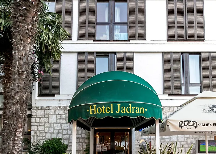 Jadran ホテル 3*