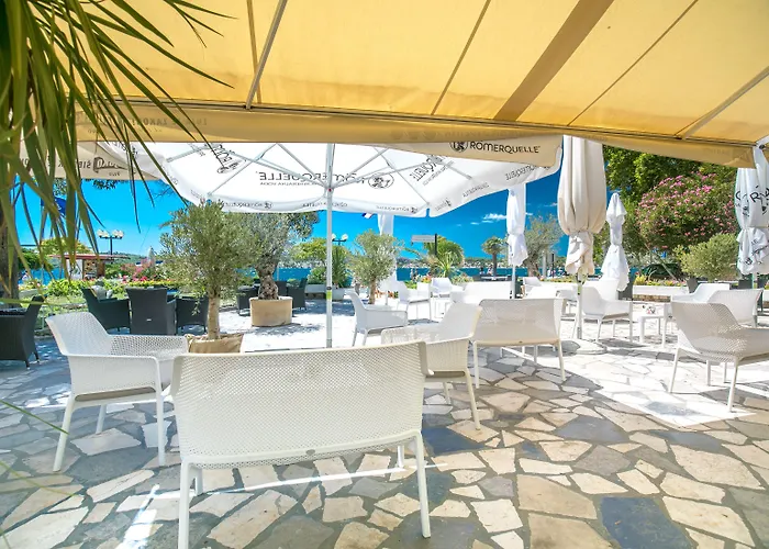 亚德兰希贝尼克酒店 希贝尼克