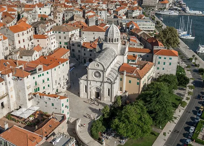 亚德兰希贝尼克酒店 酒店 3*