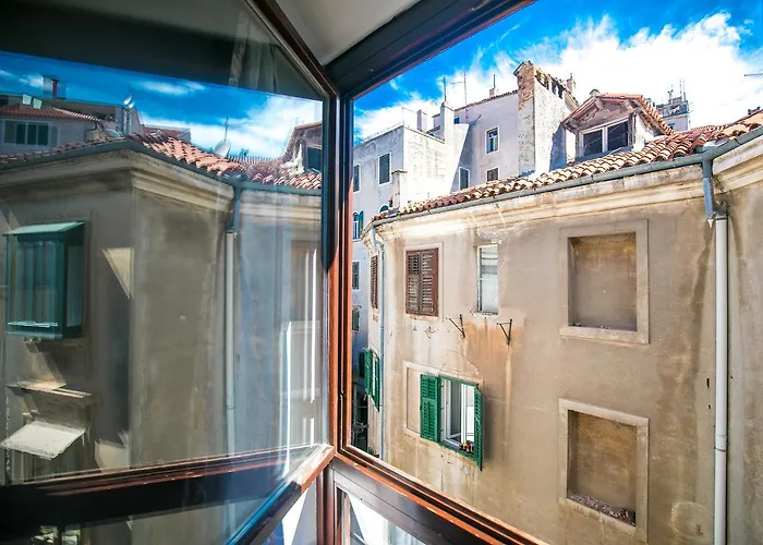 ホテル Jadran シベニク